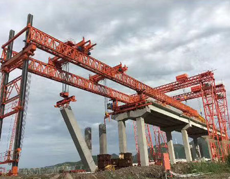 國產架橋機